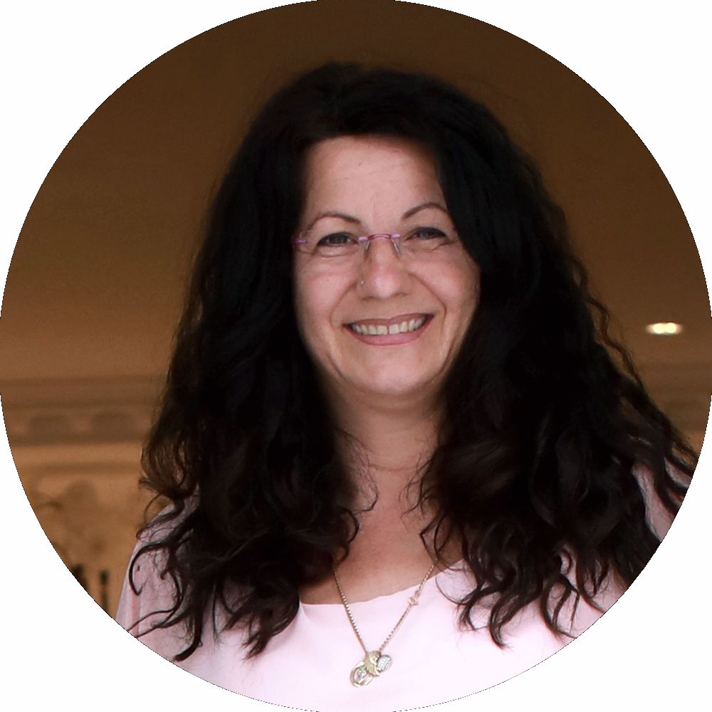 Loreta Knezevic-Amin